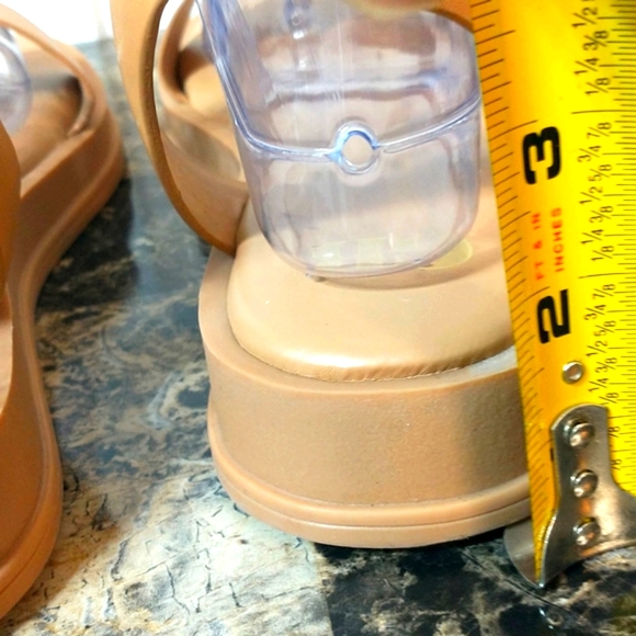 GB ankle strap neutral color sandals, EUC, size 10. Final price drop - Picture 3 of 5